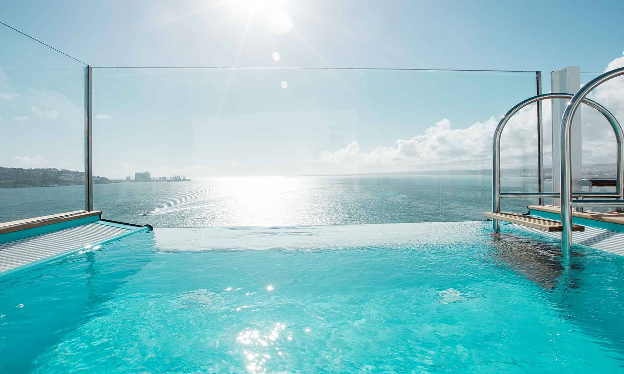 AIDAprima Infinity Pool