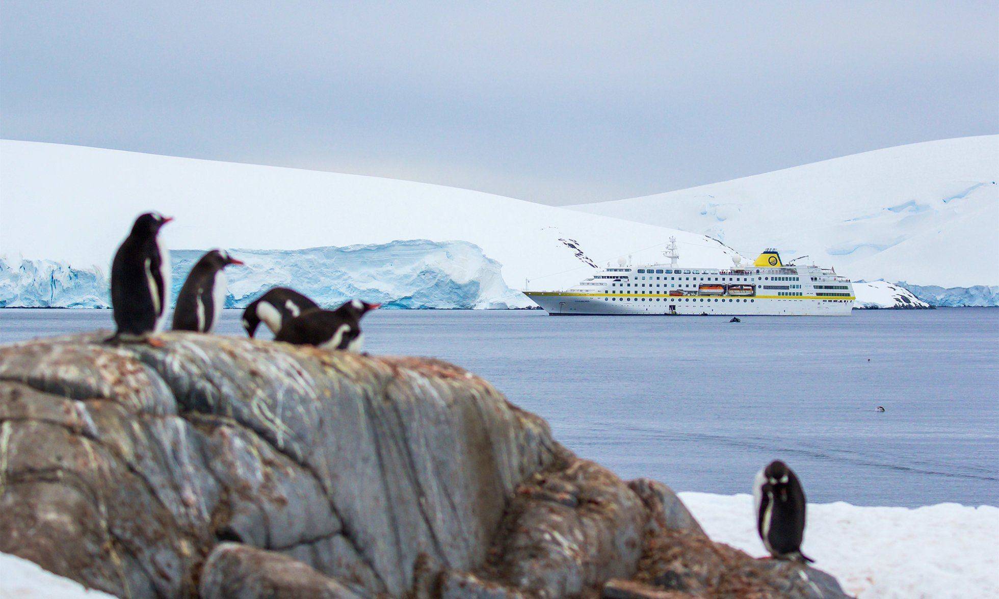 Hamburg Schiffsansicht in der Antarktis