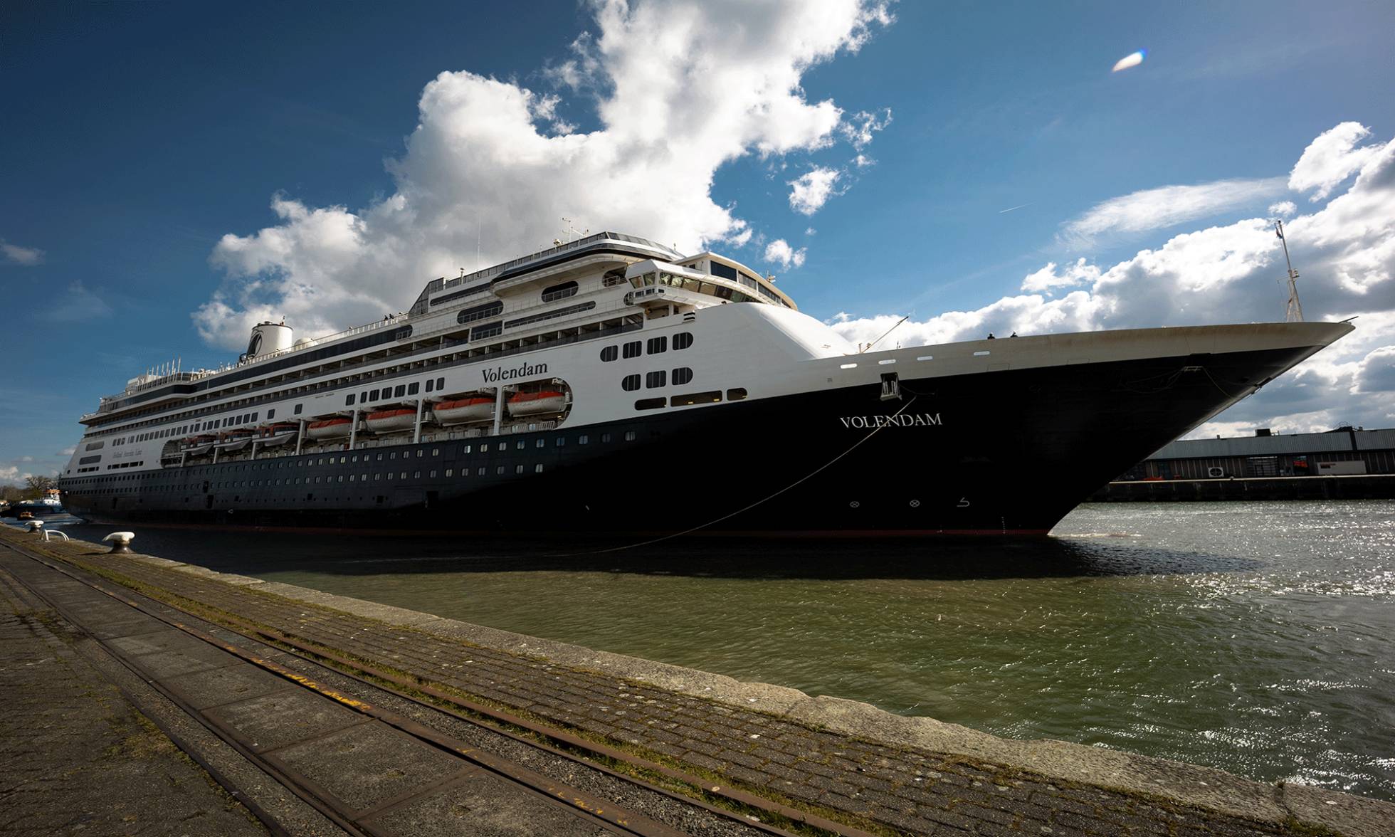 MS Volendam Schiff Bewertungen, Bilder & Routen