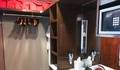 walk-in wardrobe