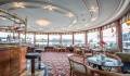 Panorama-Lounge mit Bar