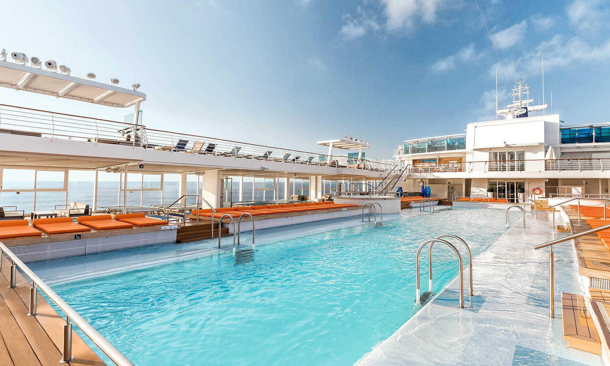 Mein Schiff 4 Pooldeck