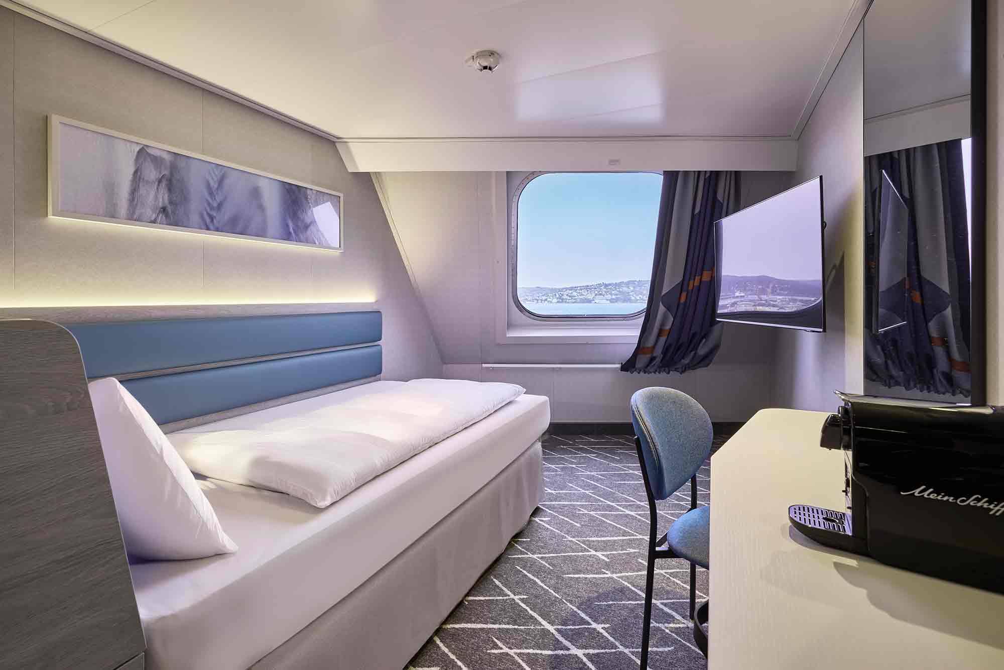 Mein Schiff Relax single oceanview stateroom
