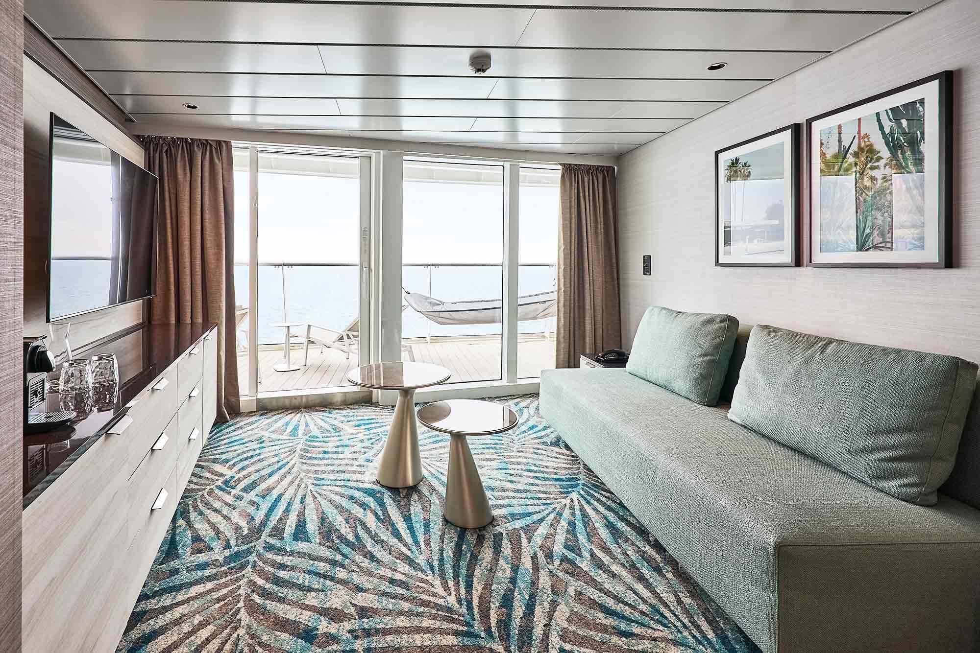 Mein Schiff Relax Fernweh (Wanderlust) Suite living room
