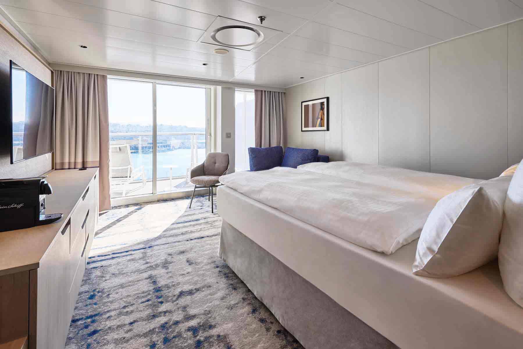 Mein Schiff Relax Junior Suite with balcony