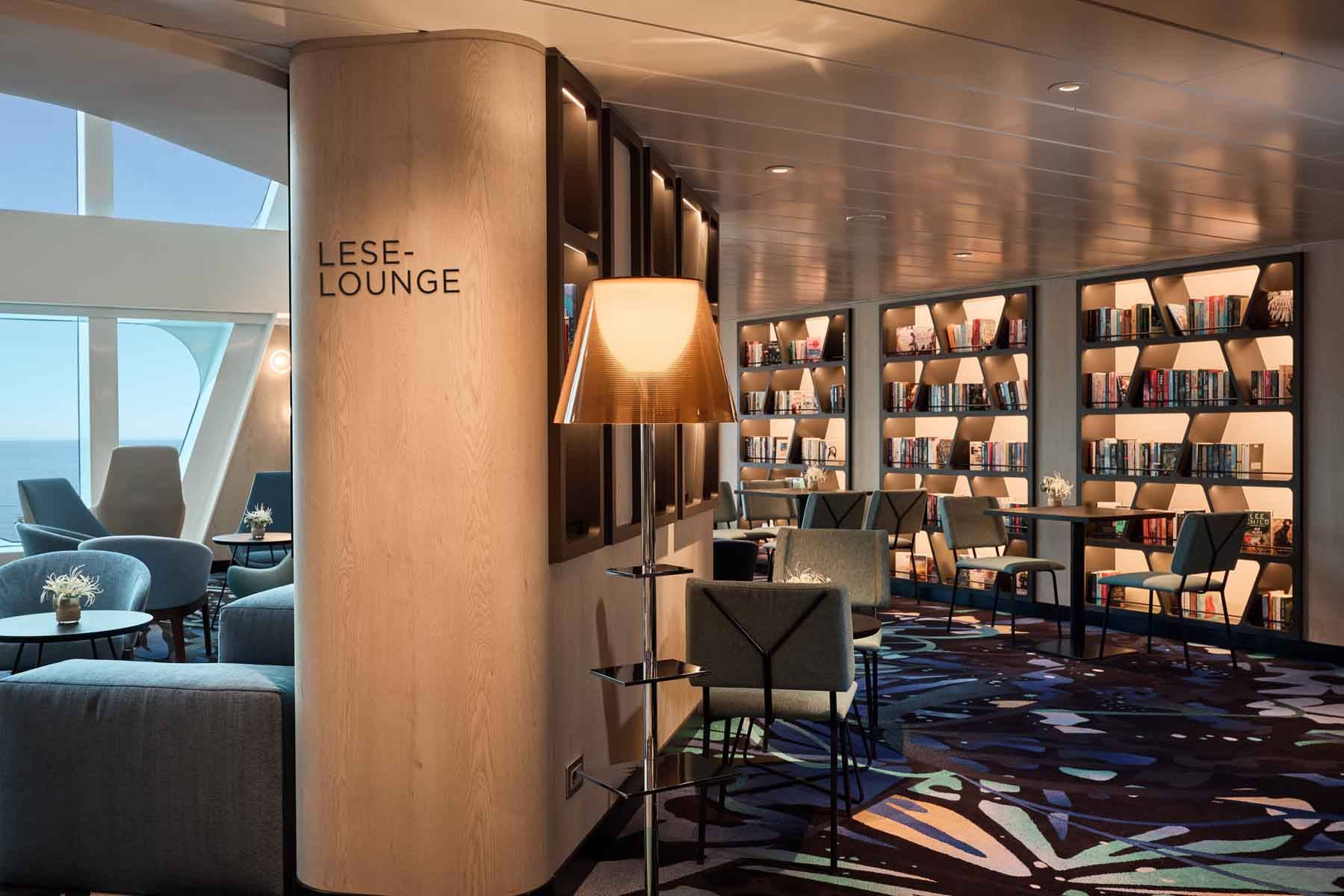 Mein Schiff Relax Reader's Lounge