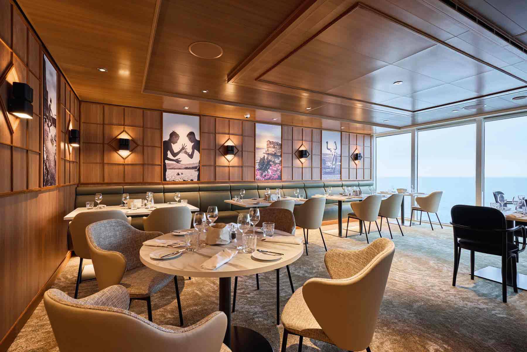 Mein Schiff Relax Osteria Pizza e Pasta restaurant