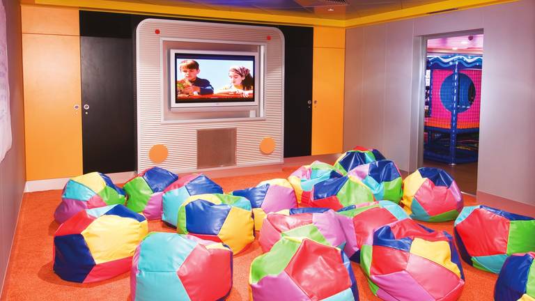 View Norwegian Jewel: