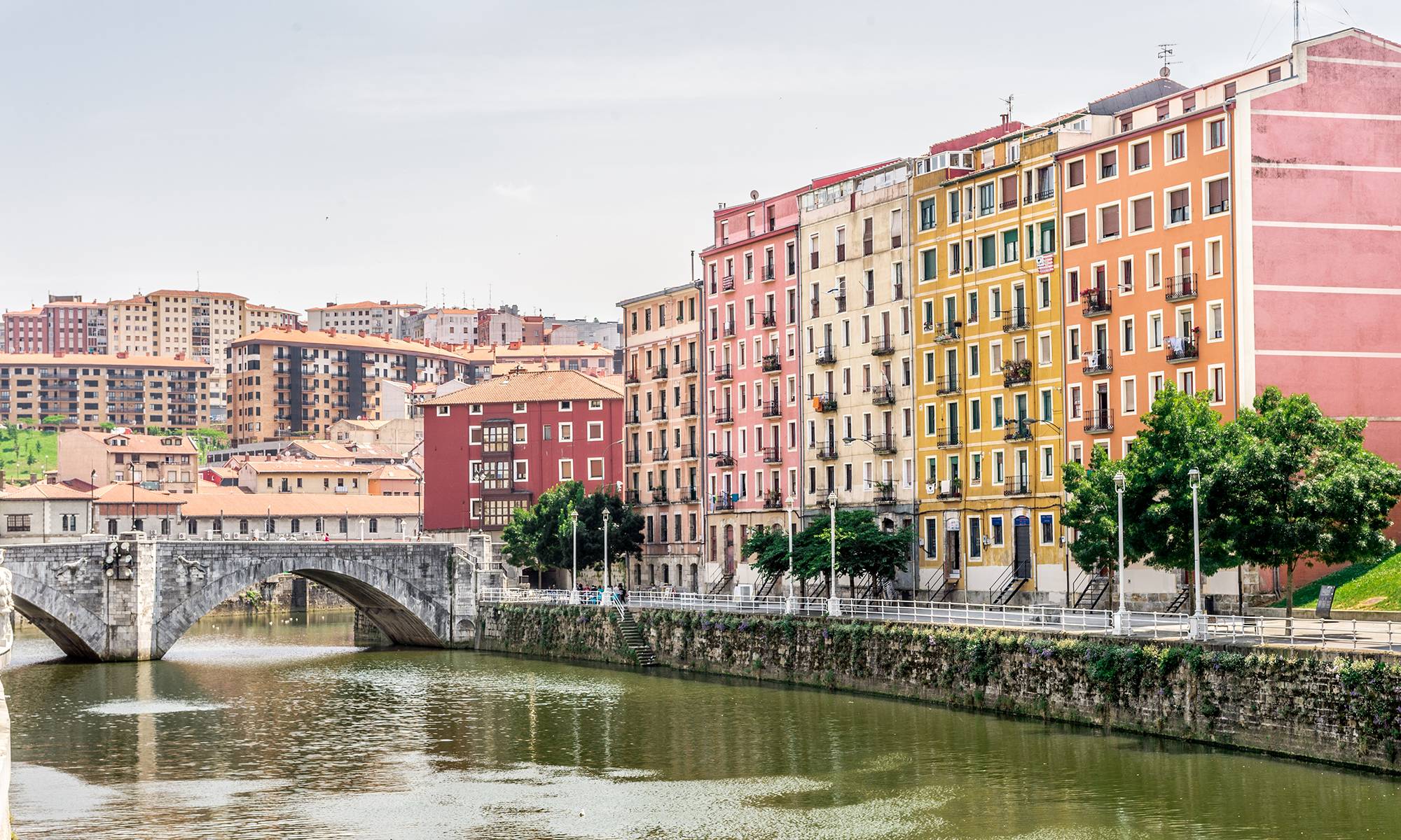 bilbao-san-anton-bridge-spanien.7gmcn1ga.png