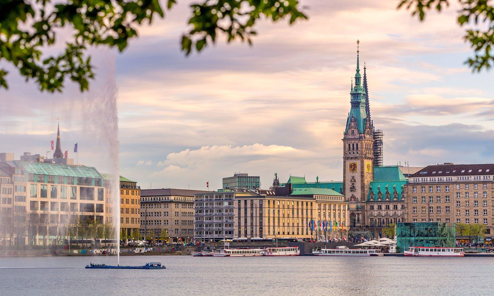 hamburg-alsterfontaene-deutschland.6dv5kbww.jpg