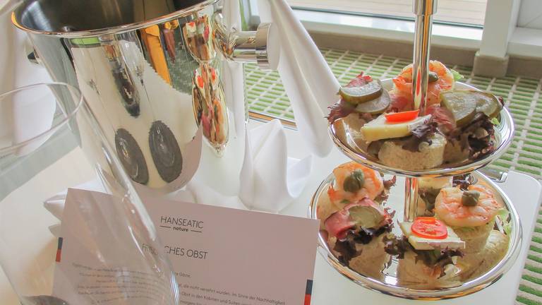 Hanseatic Nature welcome greetings