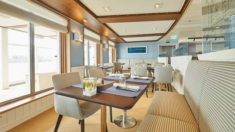 Hanseatic Nature Lido Restaurant