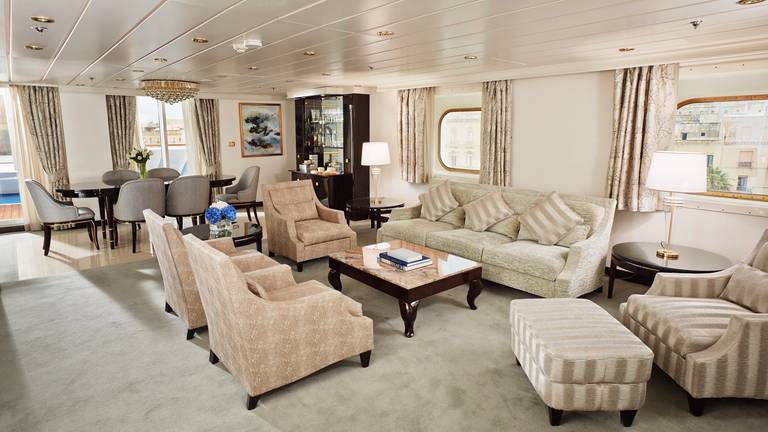 View Seven Seas Mariner: