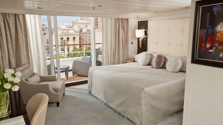 View Seven Seas Mariner: