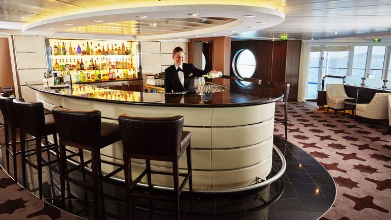 View Seven Seas Mariner: