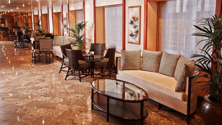 View Seven Seas Mariner: