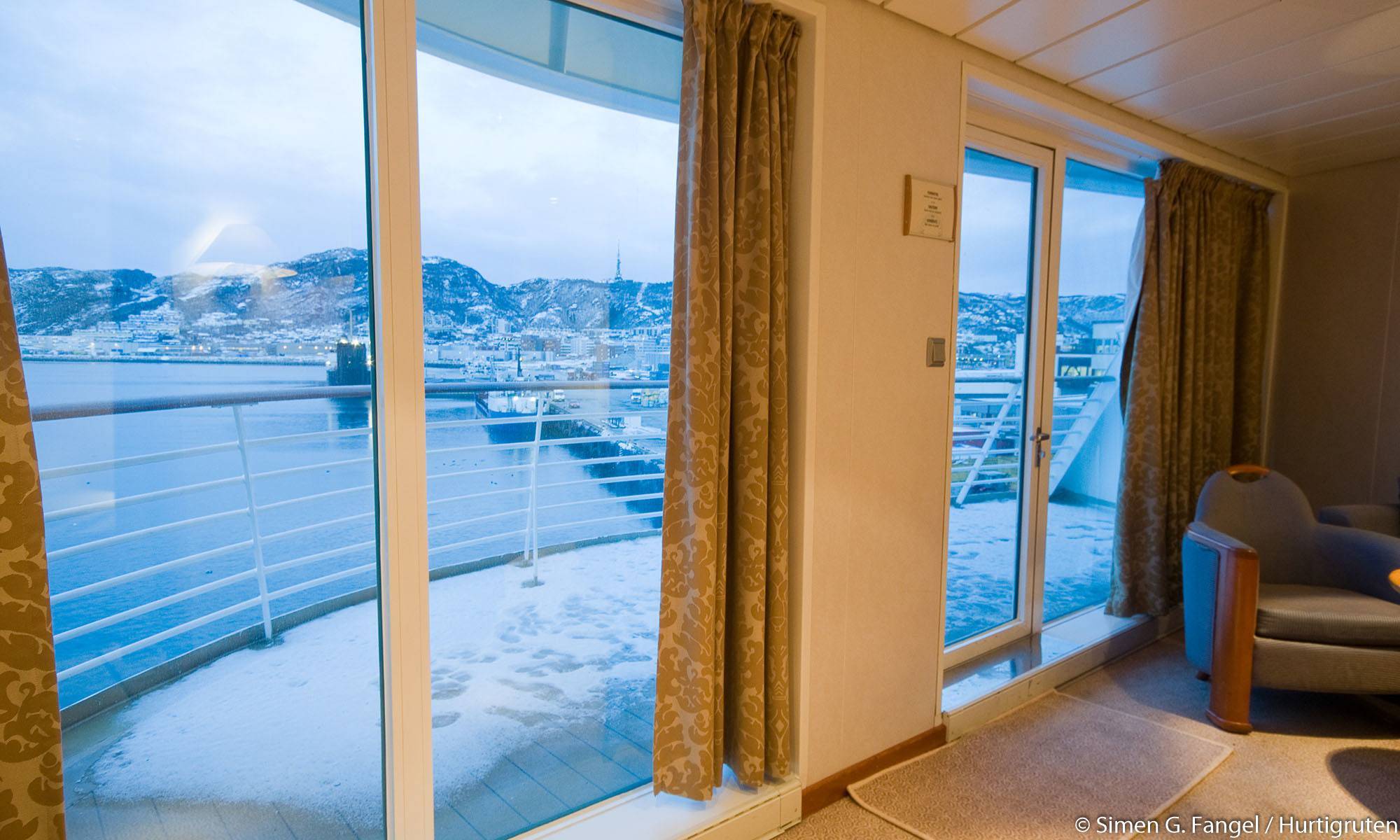 Midnatsol Grand Suite balcony