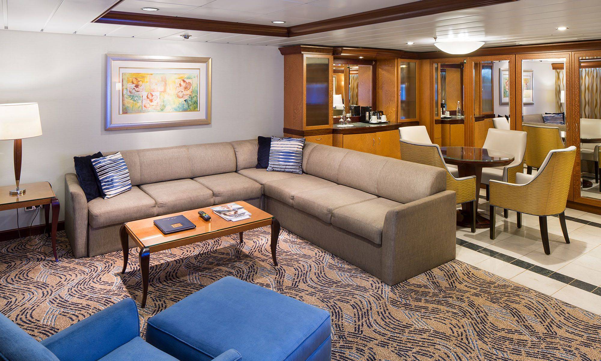 Navigator of the Seas Owner Suite Wohnbereich