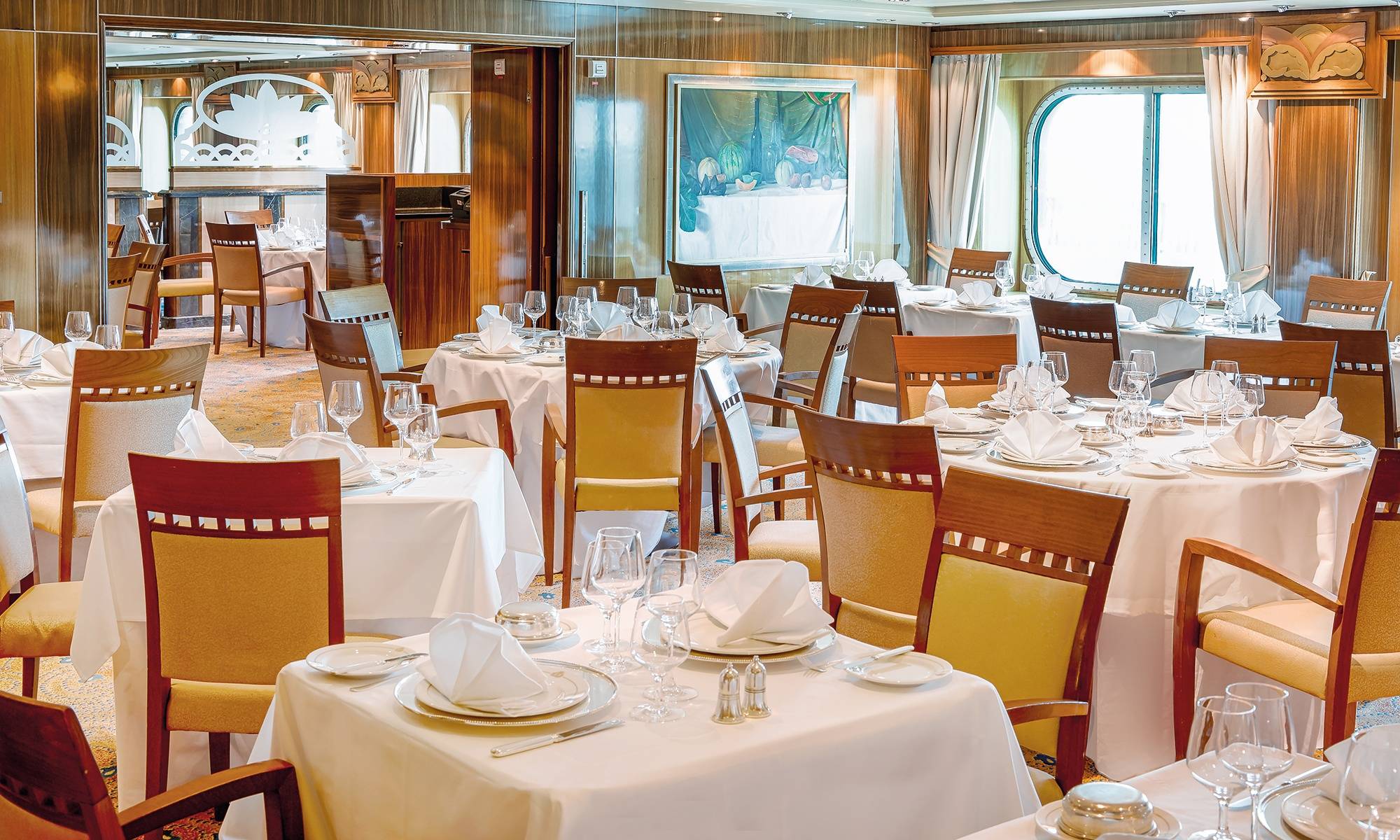 Queen Mary 2 Britannia Restaurant